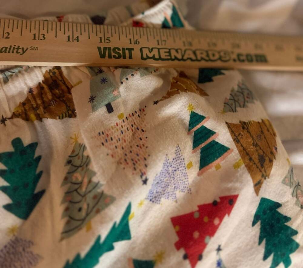 Old Navy Christmas Tree Flannel Jogger Pajama Pants